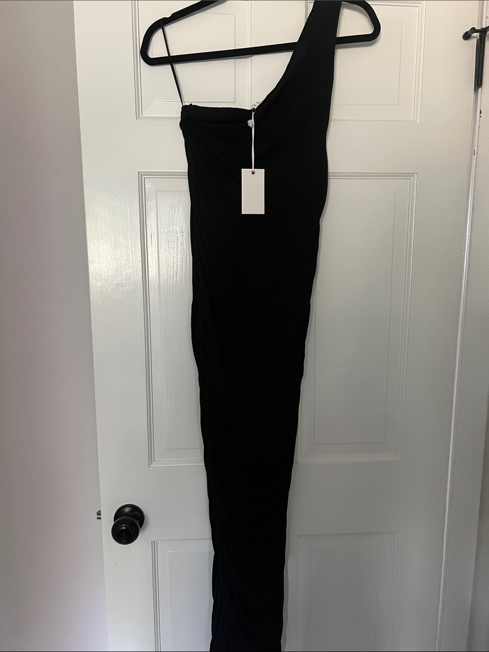 Good American One-Shoulder Black Evening Gown - Picture 3 of 6